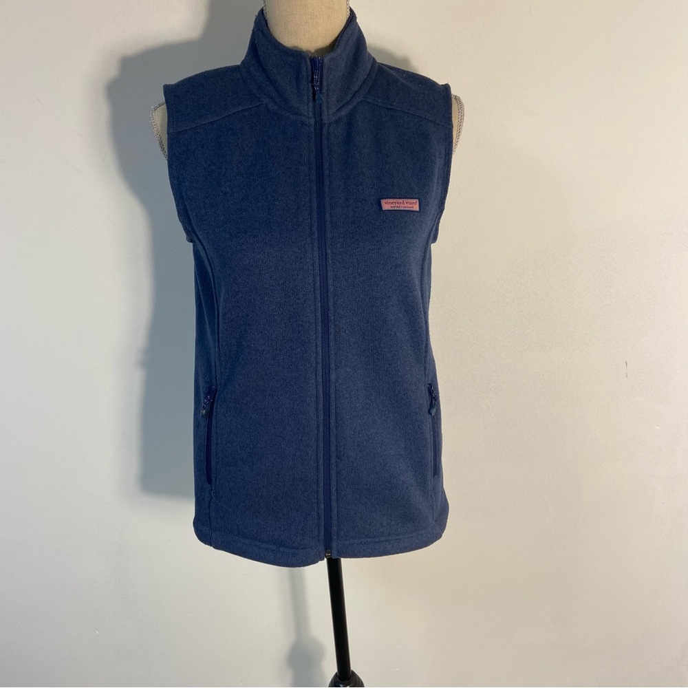Vineyard vines Women’s Vest Blue Whale logo Small